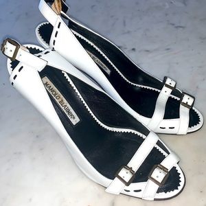 Manolo BLAHNIK toe cleavage slingback shoes heels